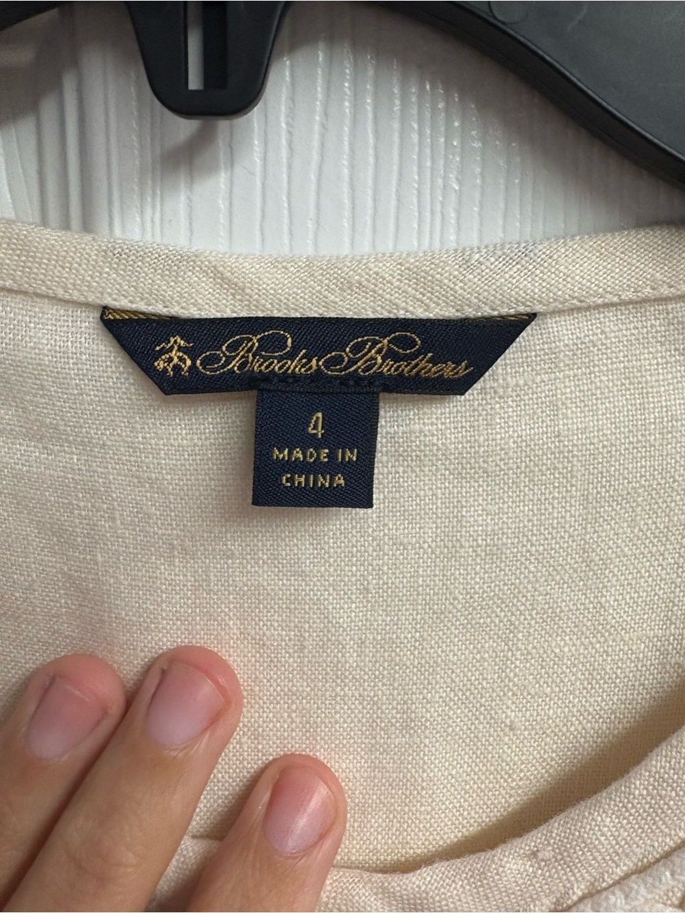 Brooks Brothers 100% Linen White/Ivory Blouse Size 4 - Picture 2 of 4